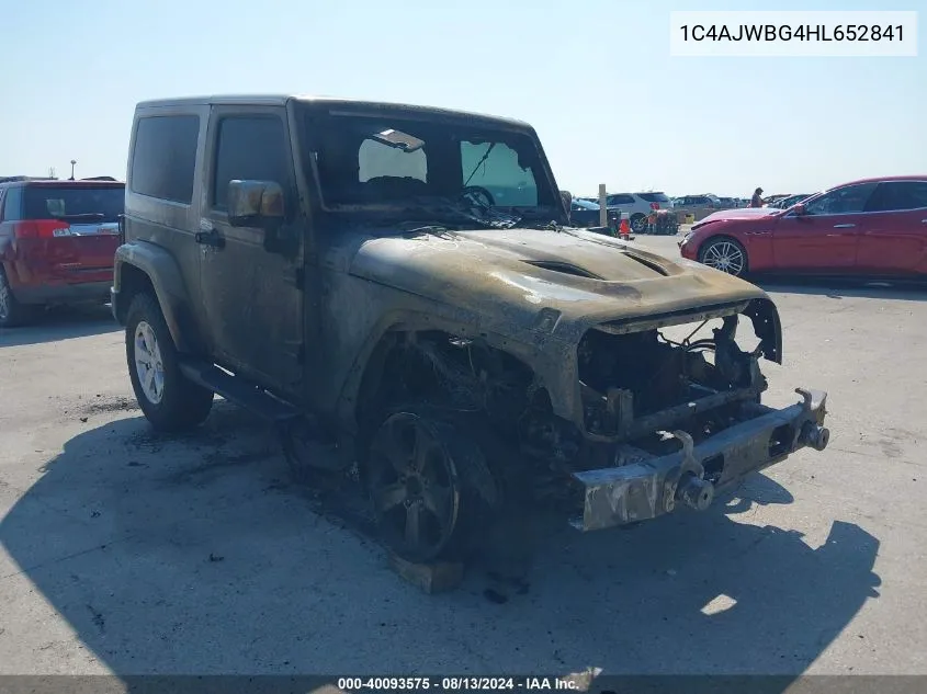 1C4AJWBG4HL652841 2017 Jeep Wrangler Sahara