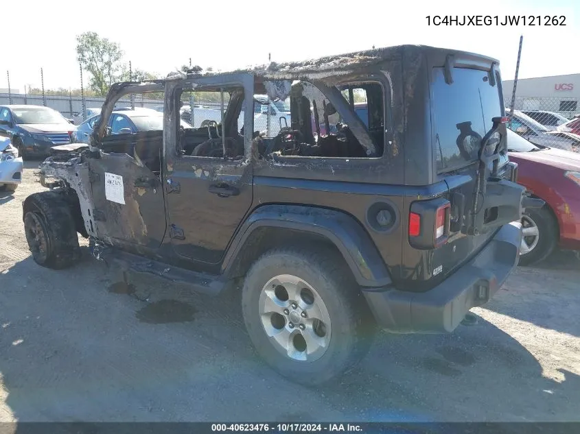 1C4HJXEG1JW121262 2018 Jeep Wrangler Unlimited Sahara