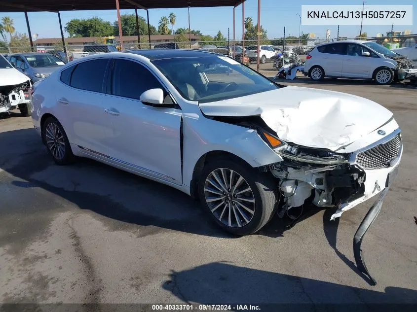 KNALC4J13H5057257 2017 Kia Cadenza Premium