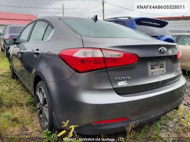 KNAFX4A86G5528511 2016 Kia Forte Ex