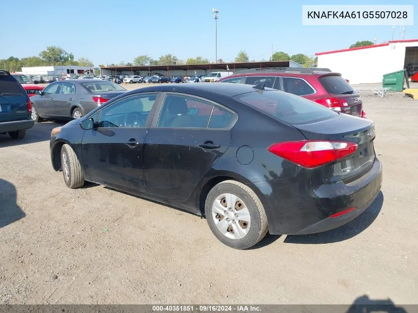 KNAFK4A61G5507028 2016 Kia Forte Lx