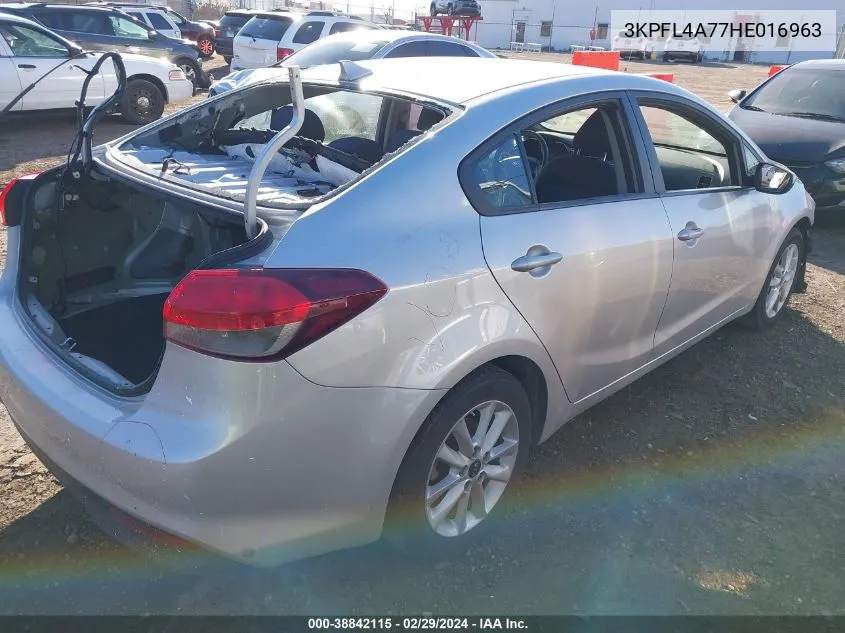 3KPFL4A77HE016963 2017 Kia Forte Lx