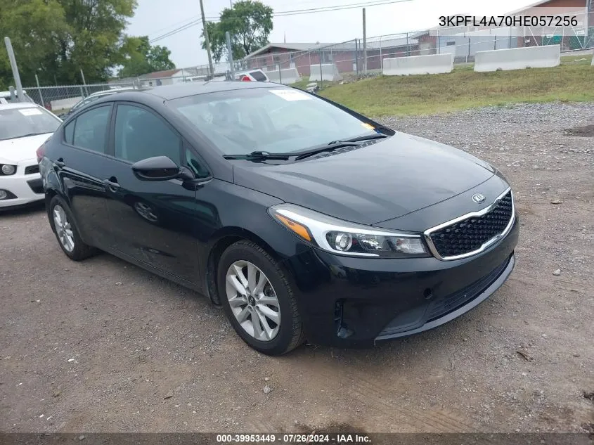 3KPFL4A70HE057256 2017 Kia Forte S