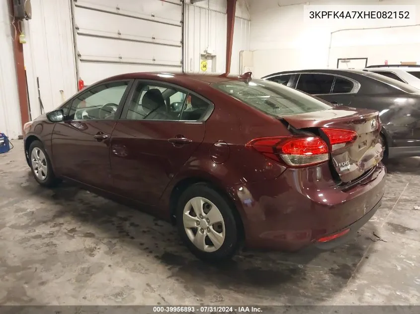 3KPFK4A7XHE082152 2017 Kia Forte Lx