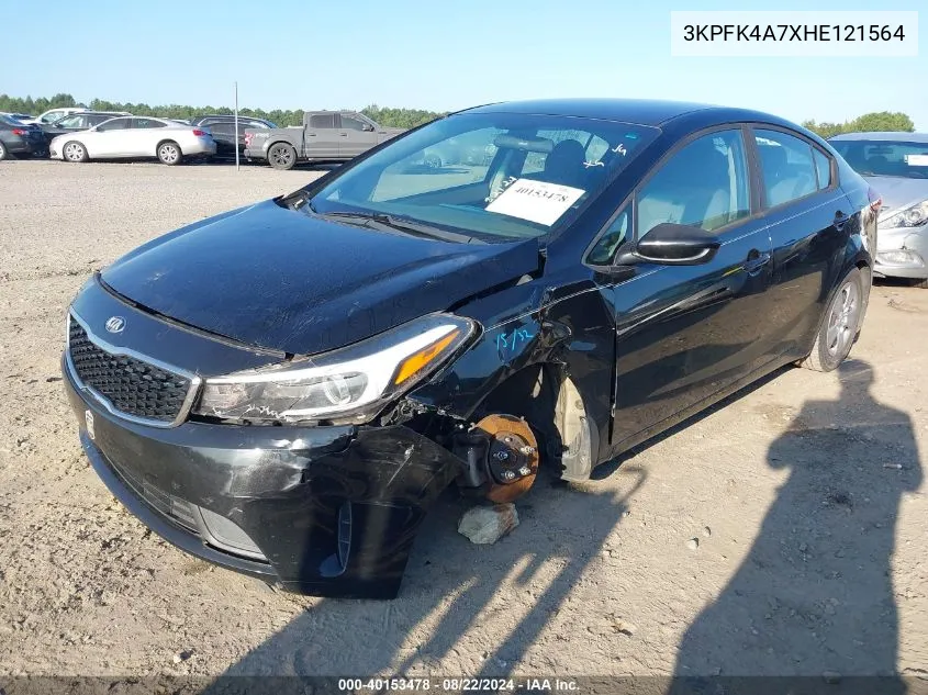 3KPFK4A7XHE121564 2017 Kia Forte Lx