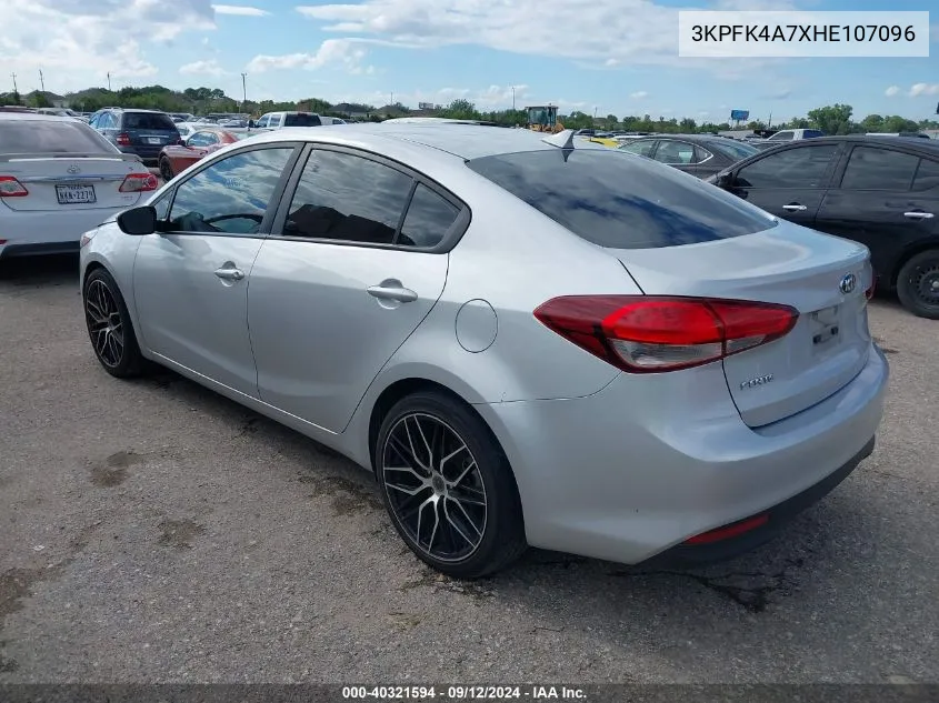 2017 Kia Forte Lx VIN: 3KPFK4A7XHE107096 Lot: 40321594