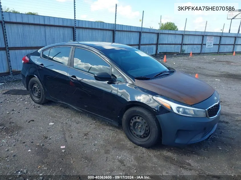 2017 Kia Forte Lx VIN: 3KPFK4A75HE070586 Lot: 40363605