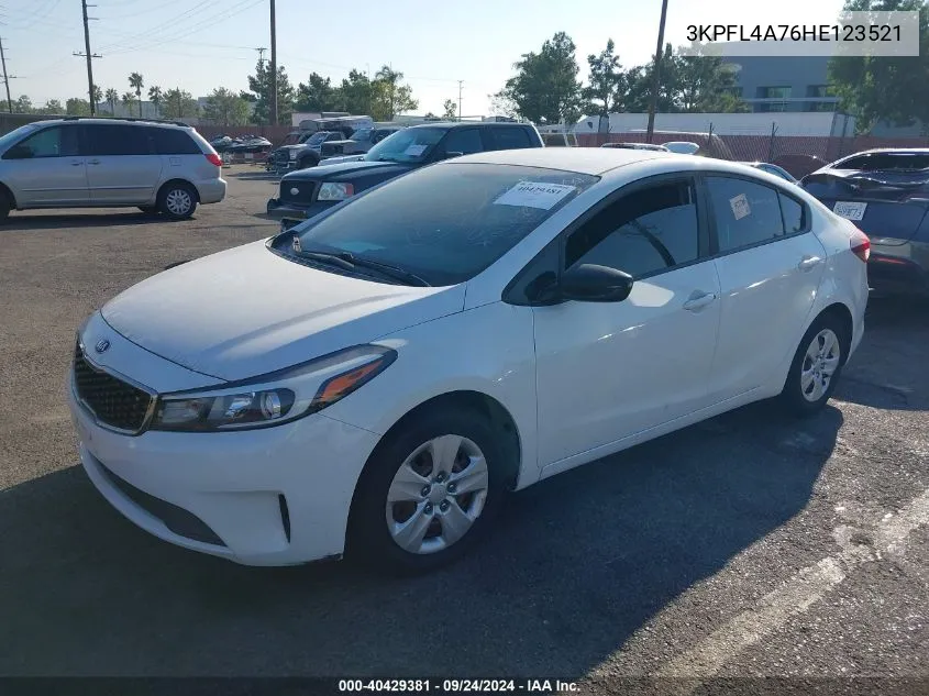 2017 Kia Forte Lx VIN: 3KPFL4A76HE123521 Lot: 40429381