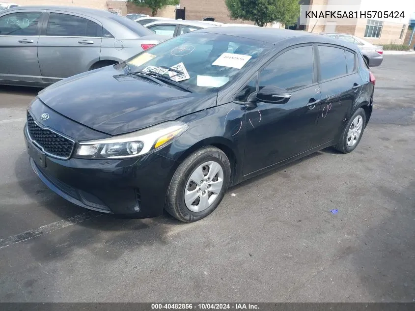 KNAFK5A81H5705424 2017 Kia Forte Lx