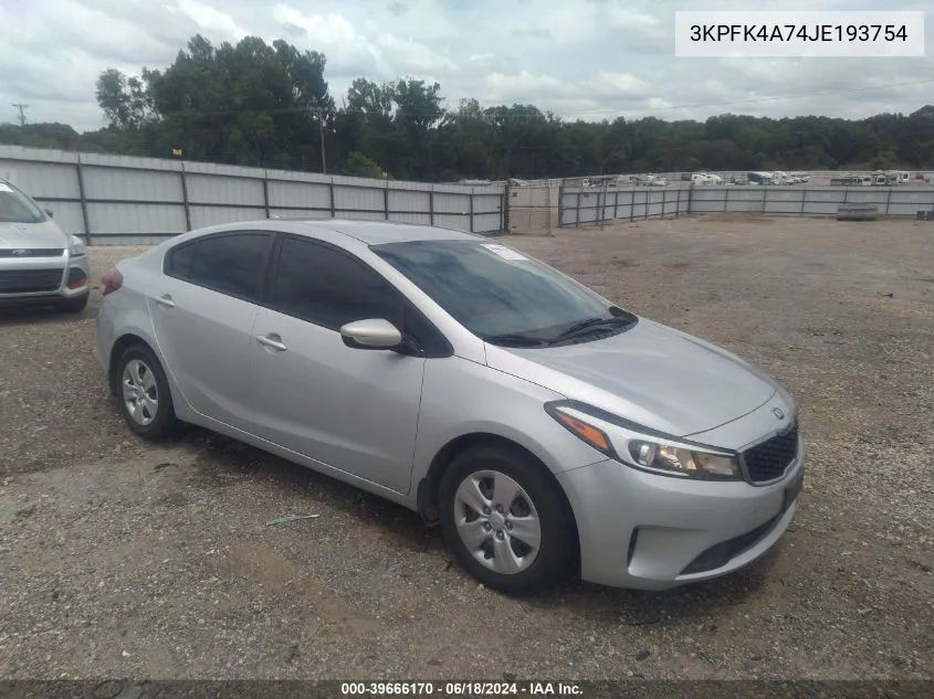 3KPFK4A74JE193754 2018 Kia Forte Lx