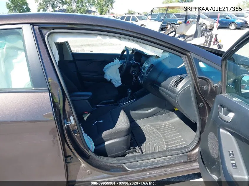 3KPFK4A70JE217385 2018 Kia Forte Lx