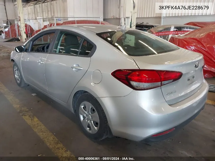 2018 Kia Forte Lx VIN: 3KPFK4A76JE228679 Lot: 40006361