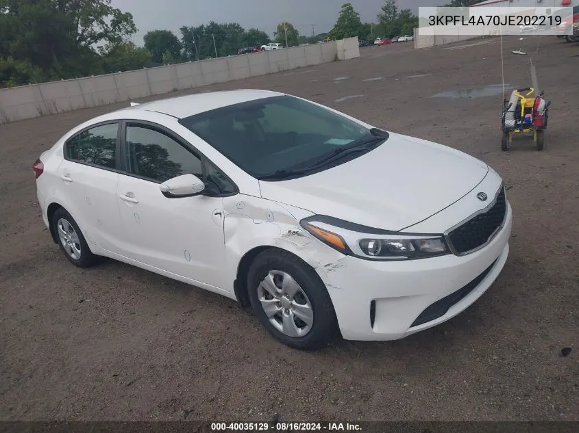 3KPFL4A70JE202219 2018 Kia Forte Lx