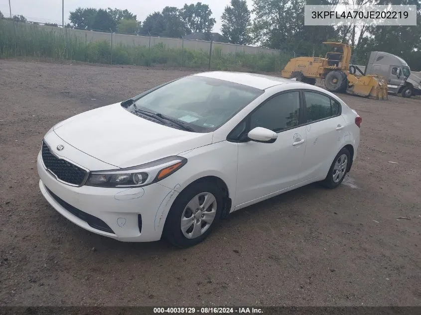 3KPFL4A70JE202219 2018 Kia Forte Lx