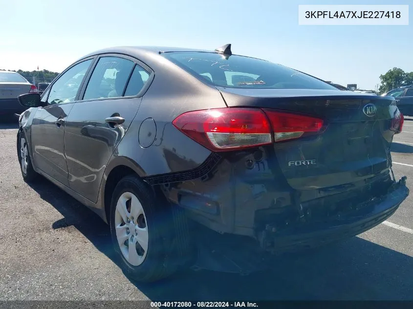 3KPFL4A7XJE227418 2018 Kia Forte Lx