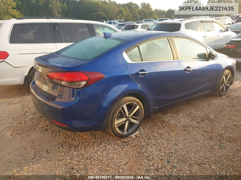 2018 Kia Forte Ex VIN: 3KPFL4A89JE221635 Lot: 40198277