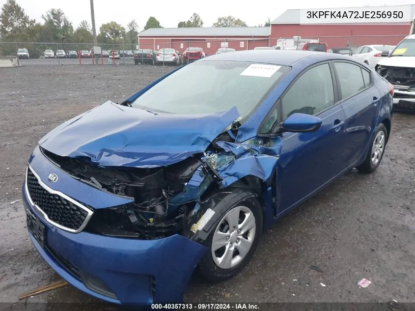 3KPFK4A72JE256950 2018 Kia Forte Lx