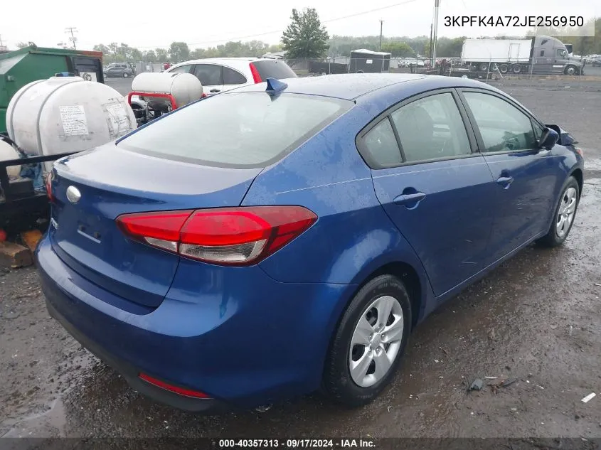 3KPFK4A72JE256950 2018 Kia Forte Lx