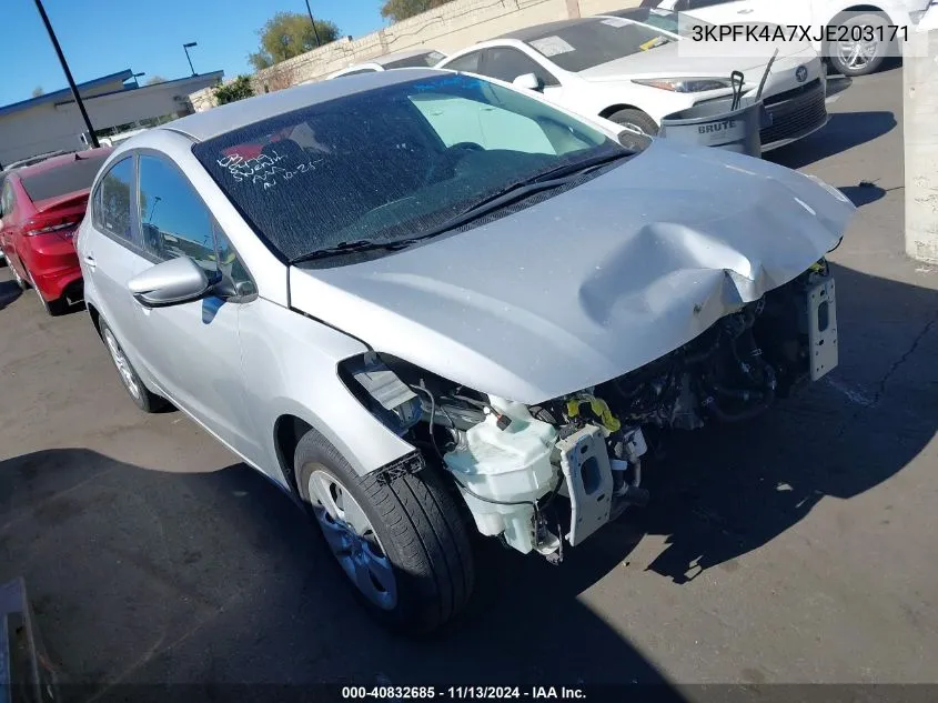 2018 Kia Forte Lx VIN: 3KPFK4A7XJE203171 Lot: 40832685