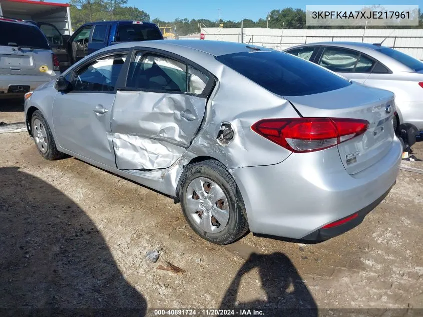 2018 Kia Forte Lx VIN: 3KPFK4A7XJE217961 Lot: 40891724