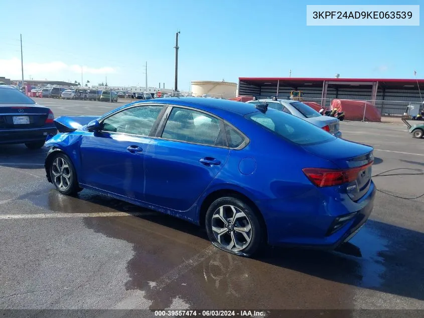 3KPF24AD9KE063539 2019 Kia Forte Lxs