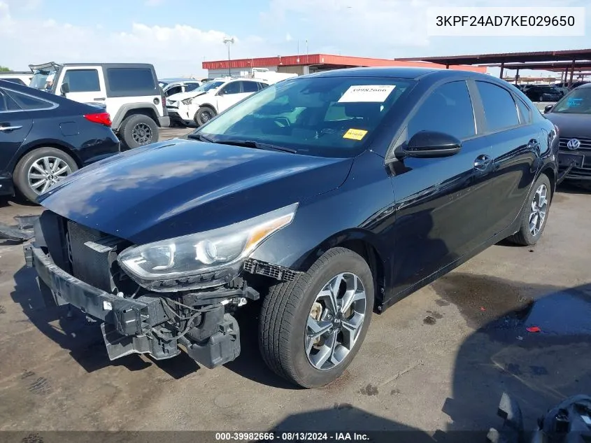 3KPF24AD7KE029650 2019 Kia Forte Lxs