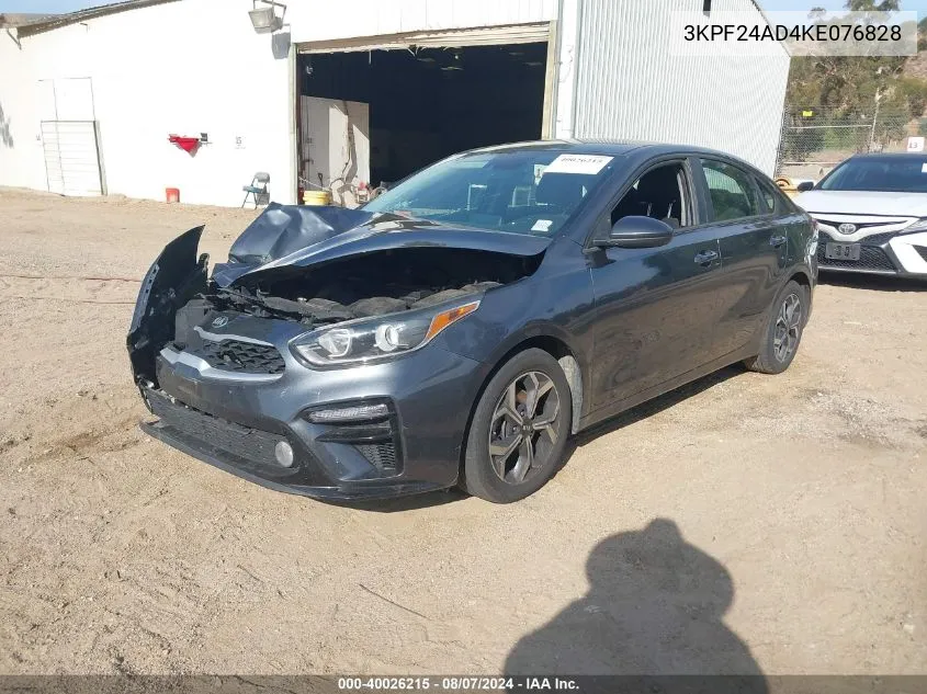 3KPF24AD4KE076828 2019 Kia Forte Lxs