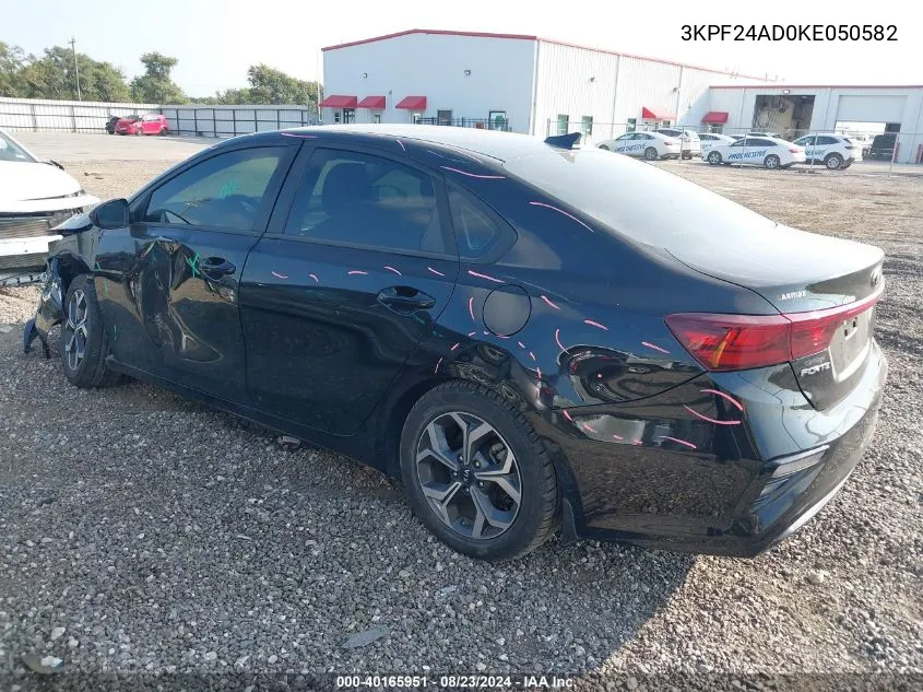 3KPF24AD0KE050582 2019 Kia Forte Lxs