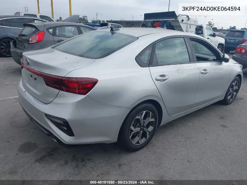 3KPF24AD0KE064594 2019 Kia Forte Lxs