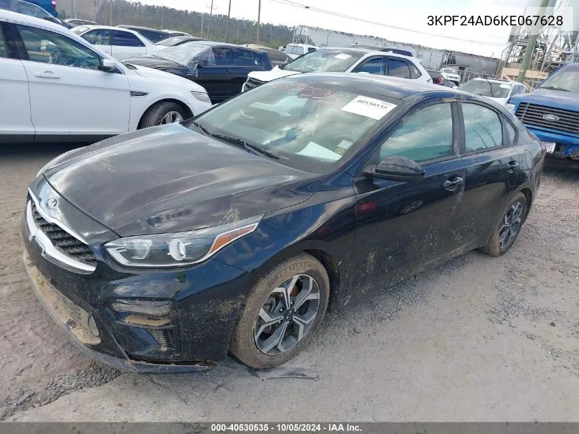 3KPF24AD6KE067628 2019 Kia Forte Lxs