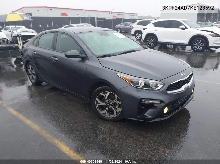 2019 Kia Forte Lxs VIN: 3KPF24AD7KE123592 Lot: 40709449