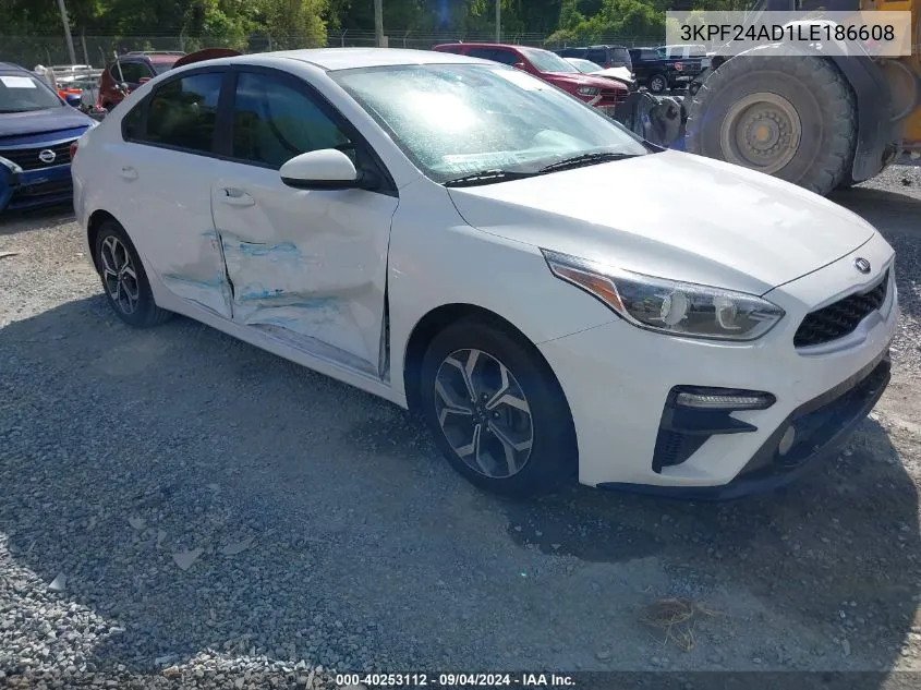 3KPF24AD1LE186608 2020 Kia Forte Lxs