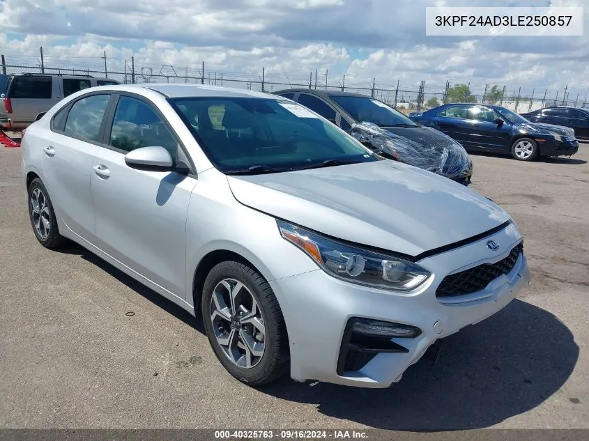 3KPF24AD3LE250857 2020 Kia Forte Lxs