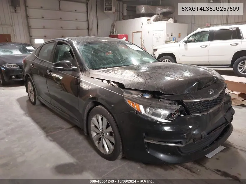 5XXGT4L35JG257609 2018 Kia Optima Lx