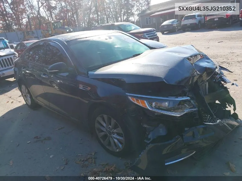 5XXGU4L35JG210352 2018 Kia Optima Ex