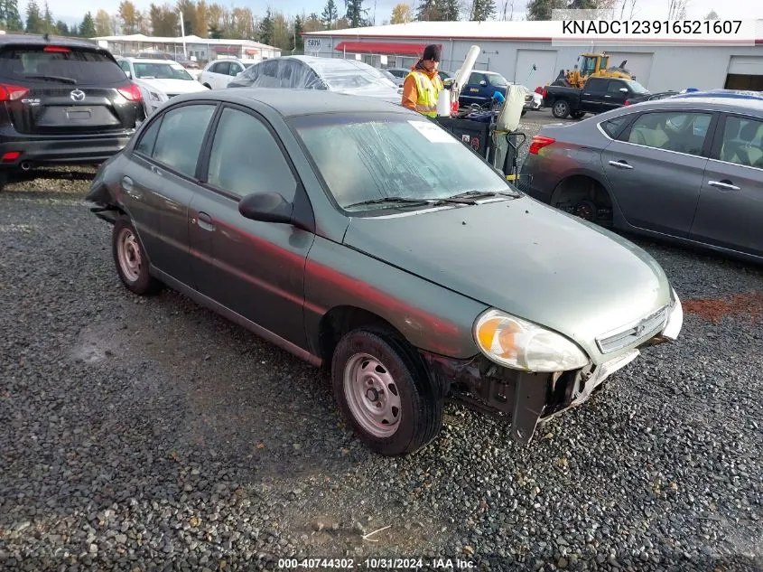 2001 Kia Rio VIN: KNADC123916521607 Lot: 40744302