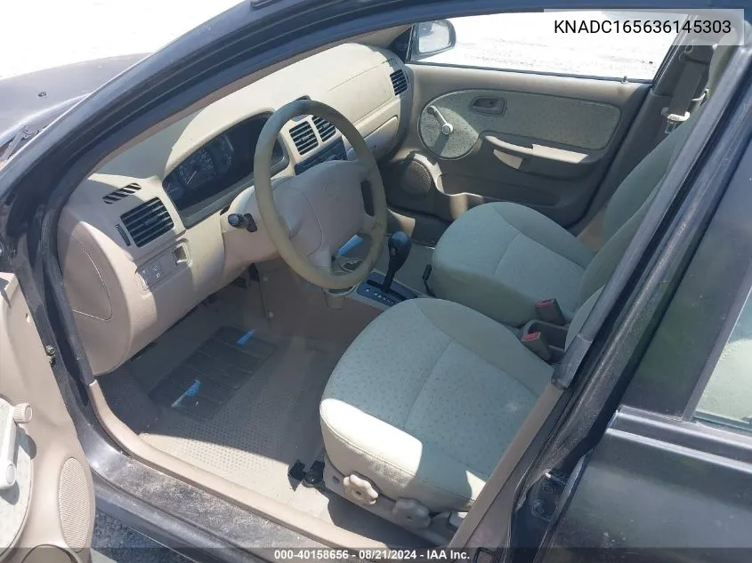 KNADC165636145303 2003 Kia Rio Cinco