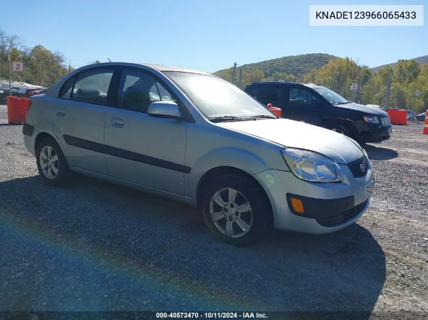 2006 Kia Rio Lx VIN: KNADE123966065433 Lot: 40573470