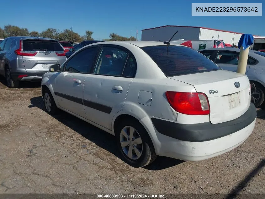 2009 Kia Rio Lx VIN: KNADE223296573642 Lot: 40883993