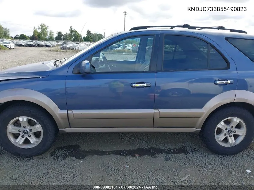 2005 Kia Sorento Ex/Lx VIN: KNDJC733855490823 Lot: 39982181