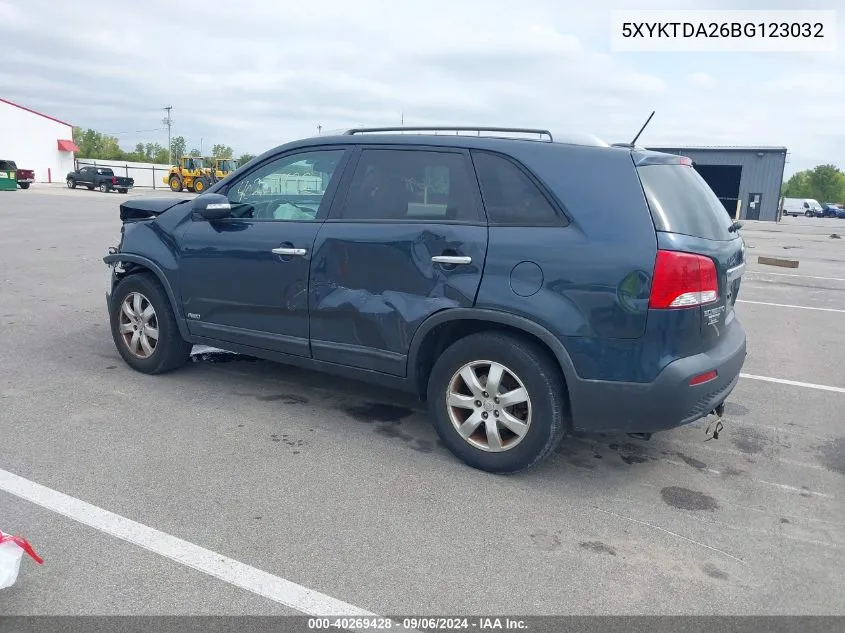 2011 Kia Sorento Lx V6 VIN: 5XYKTDA26BG123032 Lot: 40269428