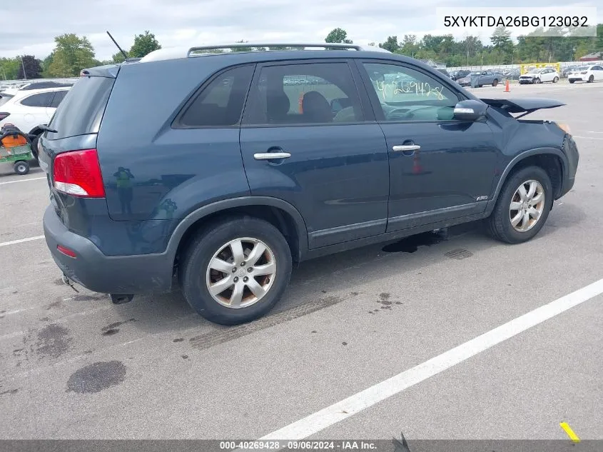 2011 Kia Sorento Lx V6 VIN: 5XYKTDA26BG123032 Lot: 40269428