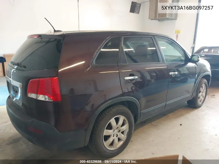 2011 Kia Sorento Lx VIN: 5XYKT3A16BG097257 Lot: 40329656