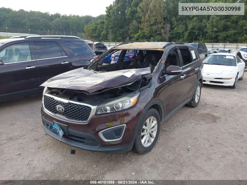 5XYPG4A57GG030998 2016 Kia Sorento 3.3L Lx