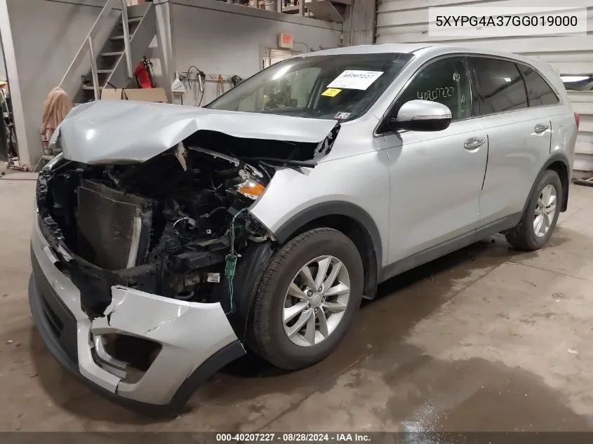 2016 Kia Sorento 2.4L L VIN: 5XYPG4A37GG019000 Lot: 40207227