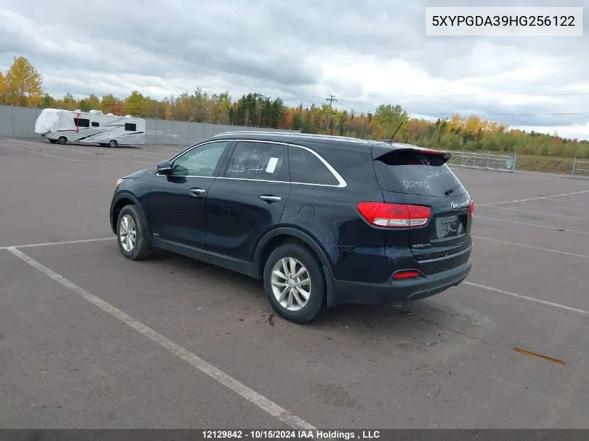 5XYPGDA39HG256122 2017 Kia Sorento