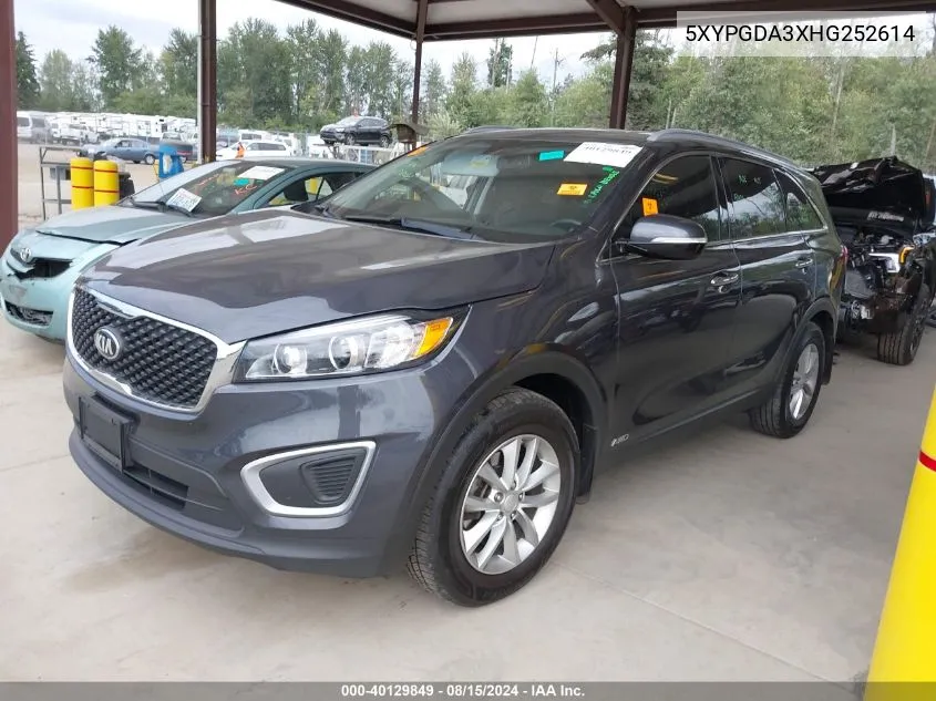 5XYPGDA3XHG252614 2017 Kia Sorento 2.4L Lx