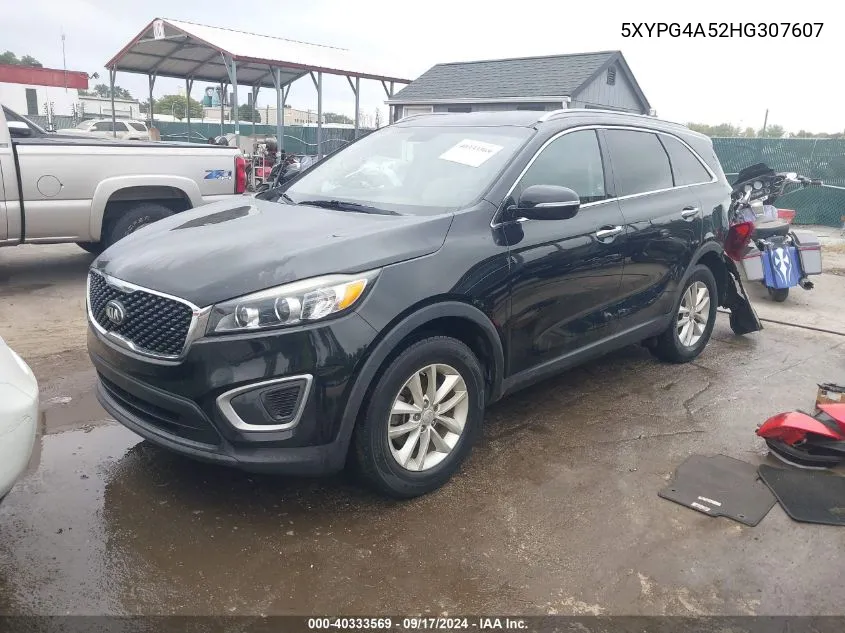 2017 Kia Sorento 3.3L Lx VIN: 5XYPG4A52HG307607 Lot: 40333569