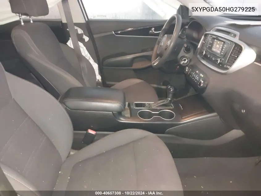 5XYPGDA50HG279225 2017 Kia Sorento 3.3L Lx