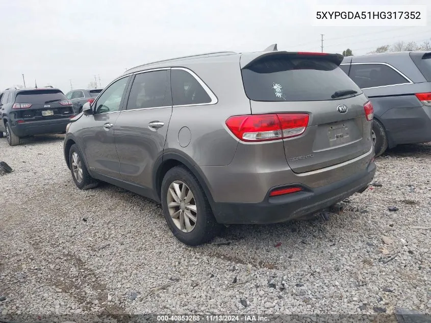 2017 Kia Sorento 3.3L Lx VIN: 5XYPGDA51HG317352 Lot: 40853288